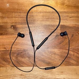 Basically New BeatsX by Dr. Dre Black